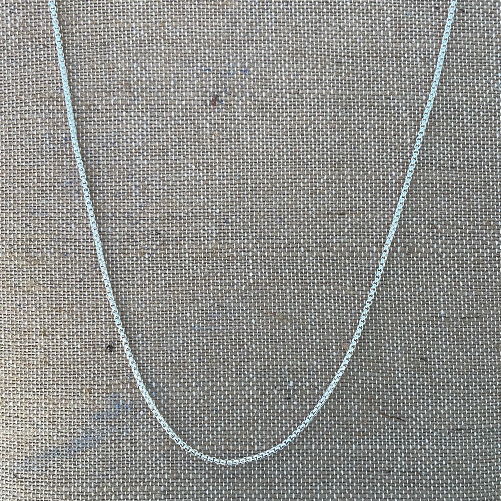 Origami Owl retired chain cube 36-38” silver